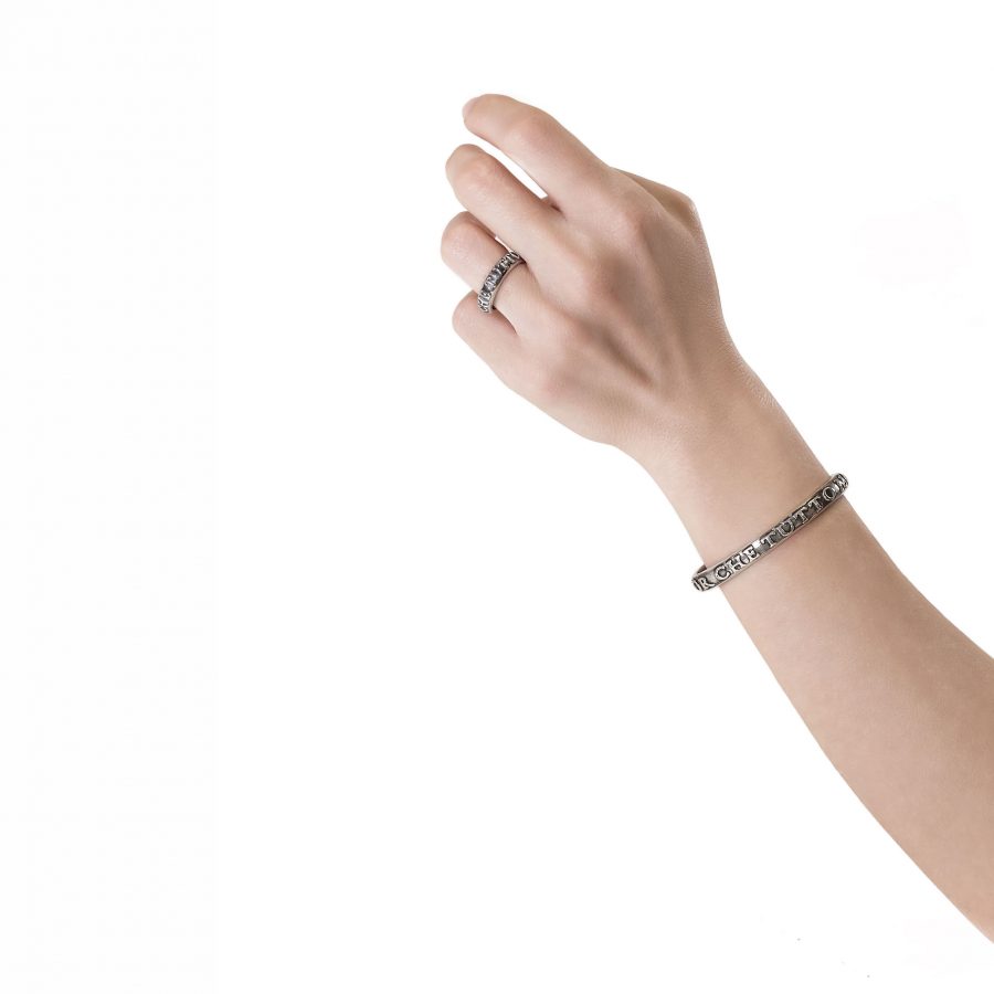 AMOR CHE TUTTO MOVE_bangle2